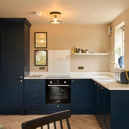 The Twickenham Wonder - Lovely 1Bdr Flat With Parking Exterior foto