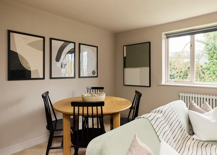 The Twickenham Wonder - Lovely 1Bdr Flat With Parking
