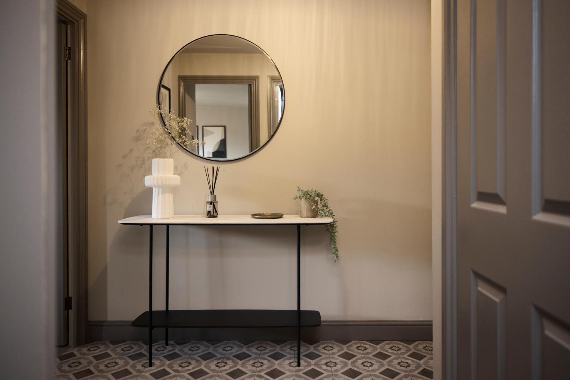 The Wonder - Lovely 1bdr Flat With Parking Twickenham